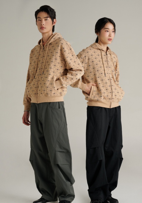 Online Exclusive เสื้อกันหนาว ฮู้ดดี้ Unisex แขนยาว - Image 2